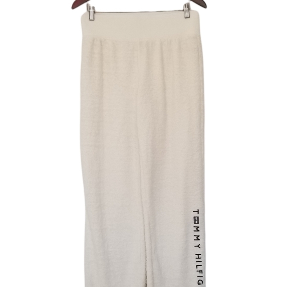 Tommy Hilfiger Fleece Spell Out Lounge Pants Size Medium Cream Ultra Soft. - Picture 1 of 6